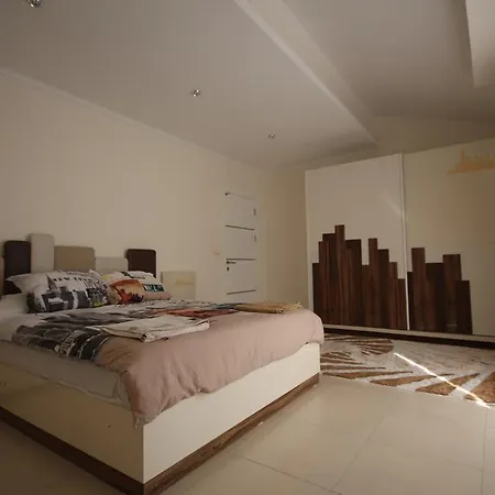 Apartamento Nl, 2 B/r Duplex Orion City Wissam *